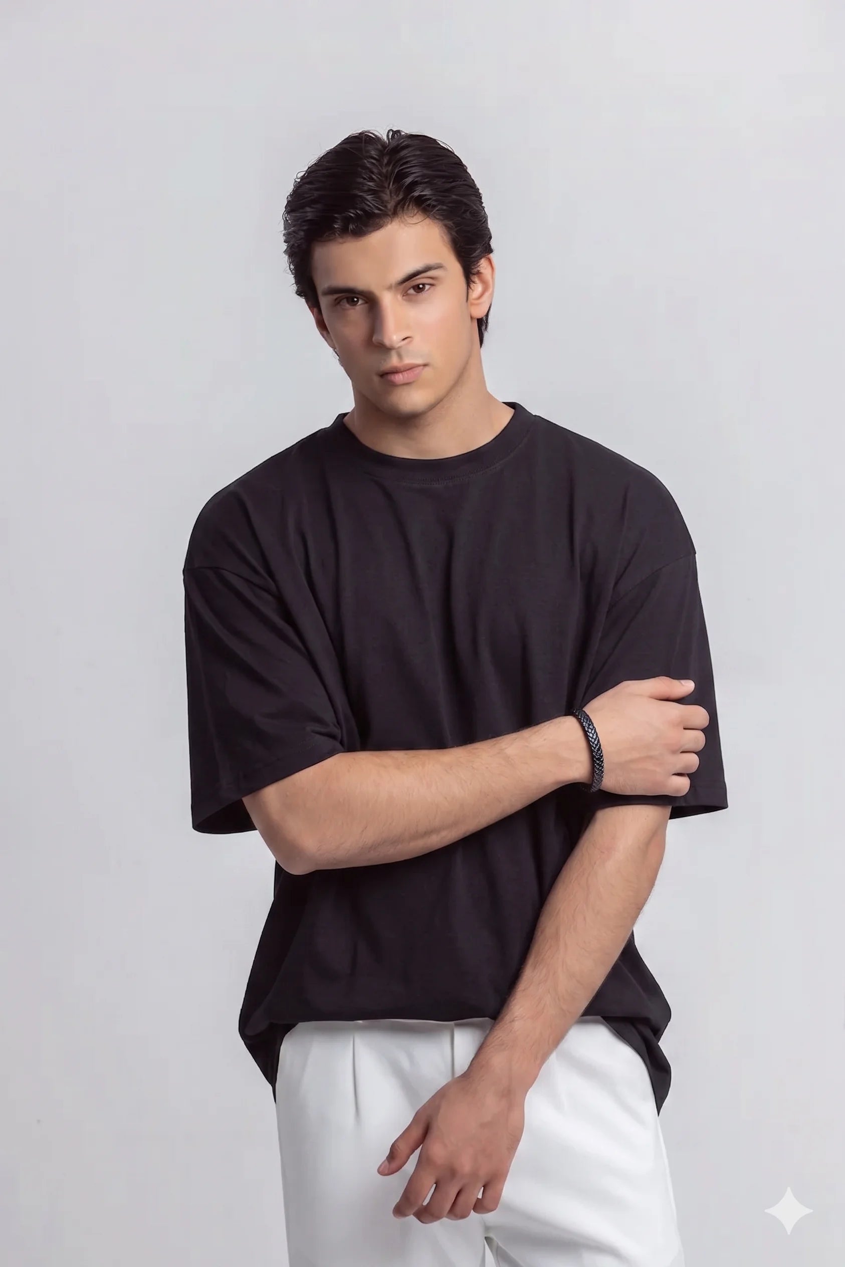 Classic BLACK Oversized Tee