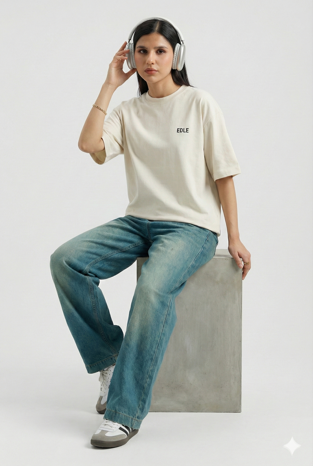 White Oversized T-shirt