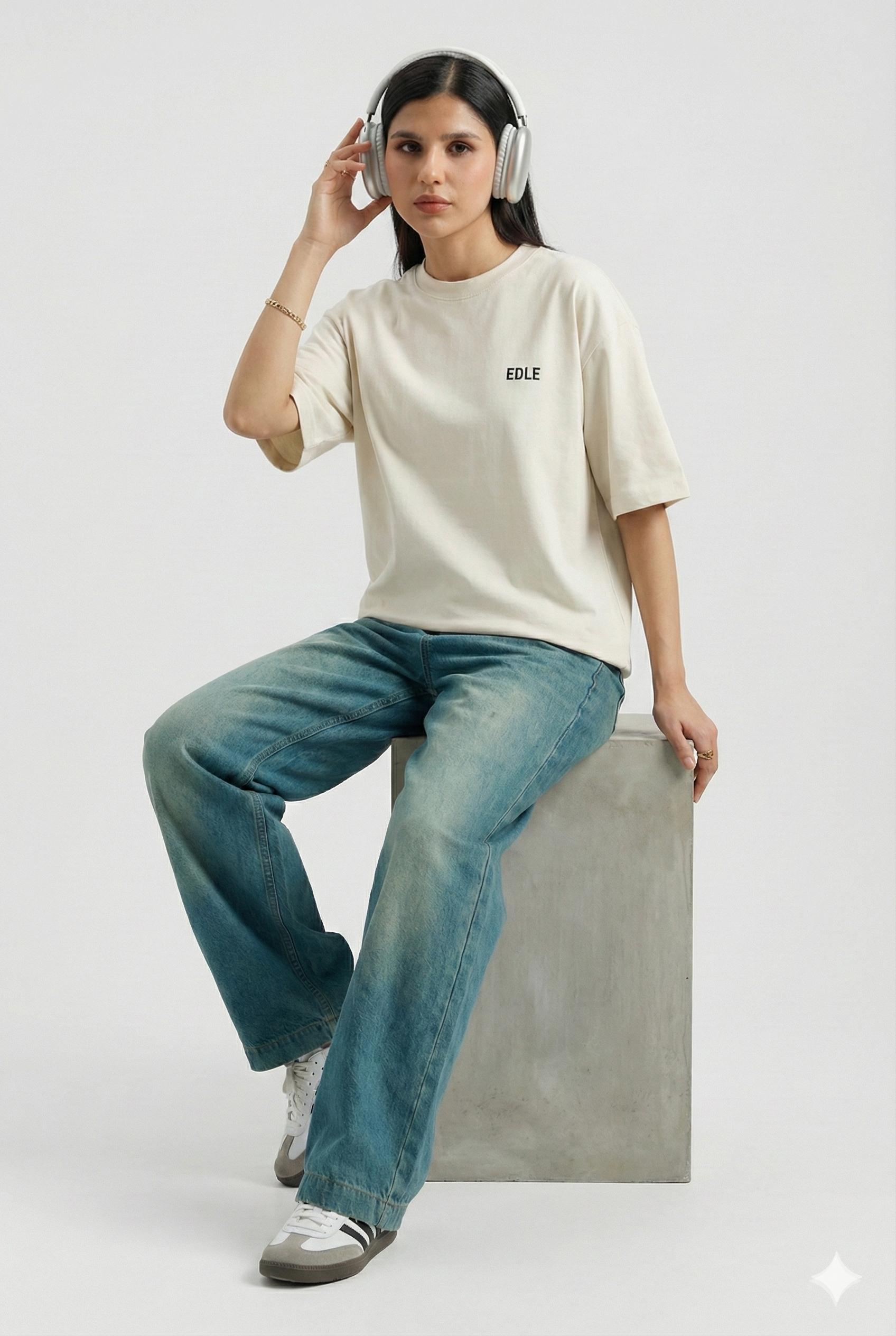 White Oversized T-shirt